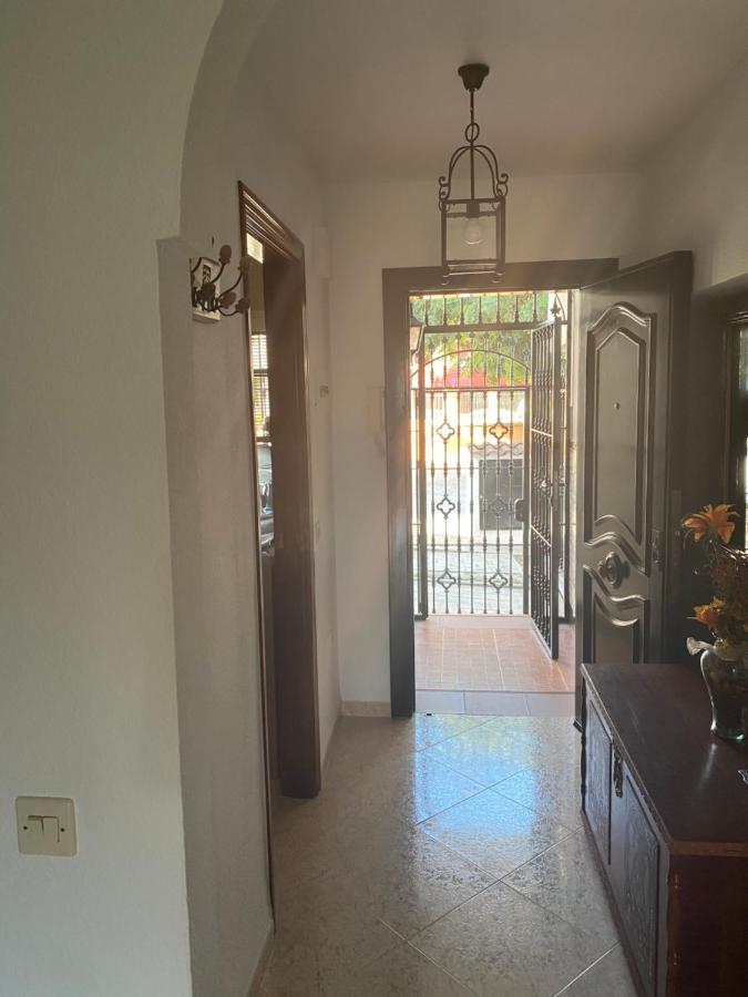Vakantiehuis Chalet Adosado Coto De Las Rosas